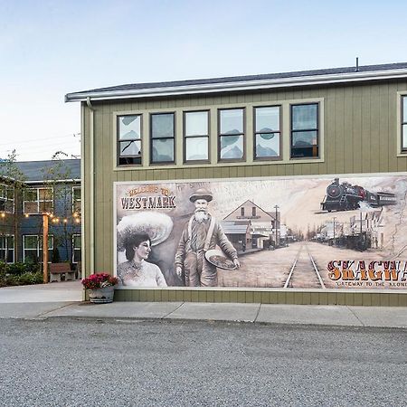 Holland America Skagway Inn Exterior photo