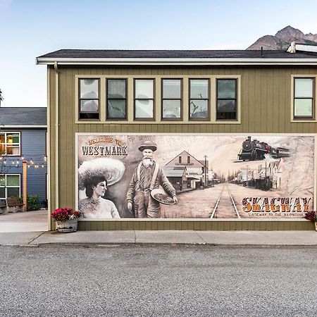 Holland America Skagway Inn Exterior photo